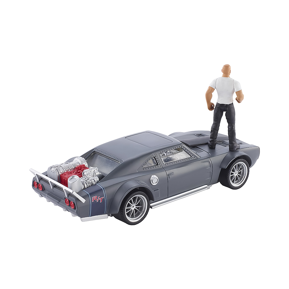FIGURA CON VEHÍCULO MATTEL STUNT STARS FAST & FURIOUS DOM + ICE CHARGER FCG29